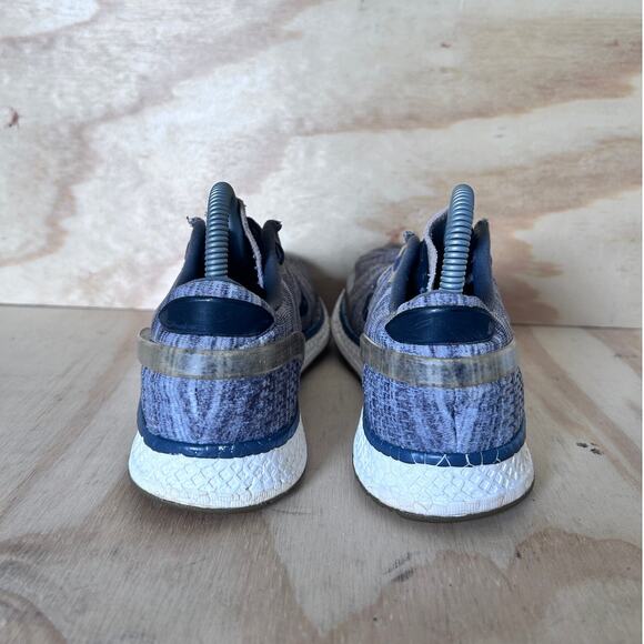 Saucony - Freedom ISO - Running Shoes - Gray - Women's - 10 - S10355-20 - Picture 6 of 9